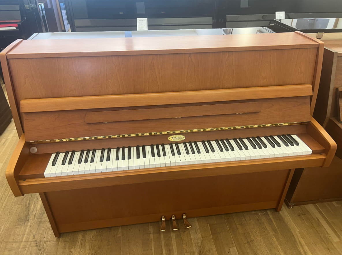 second hand piano in Gold Coast